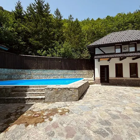 Inas & Lemia Forrest Homes With Outdoor Swimming Pool Bihać